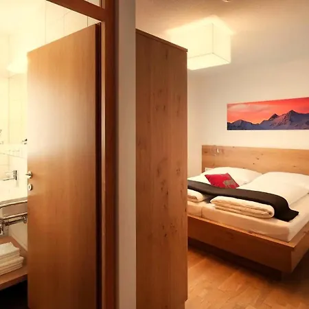 Alpinpark Mit Swimmingpool, Sonnenloggia Und Kamin - Grossglockner Matrei דירה *