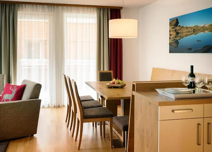 Alpinpark Mit Swimmingpool, Sonnenloggia Und Kamin - Grossglockner Matrei Appartamento *