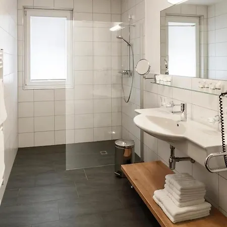 Apartmán Alpinpark Mit Swimmingpool, Sonnenloggia Und Kamin - Grossglockner Matrei
